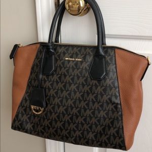 Michael Kors bag New without Tag